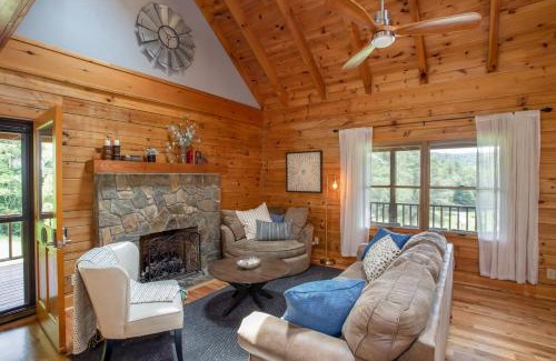 Boone House | Sleepy Valley Hideaway