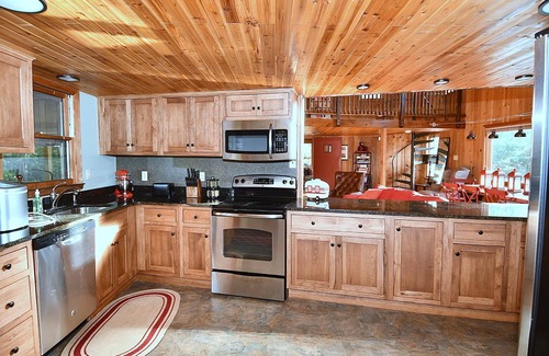 Berkeley Springs Cabin | Sleepy View Retreat