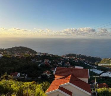 Canhas Apartment | Slice of ponta do sol Room 1