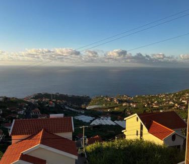 Canhas Apartment | Slice of ponta do sol Room 1