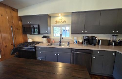 McHenry House | Slips and Slopes