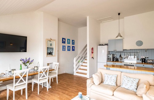 Rock Cottage | Slipway 12