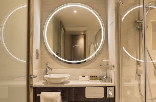 Chelsea Hotel | Sloane Place