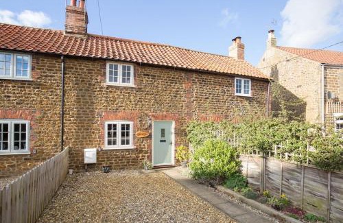 Heacham House | Sloe Gin Cottage