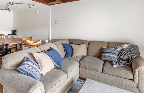 Bolton Valley Condo | Slopeside condo near lift w/mountain views