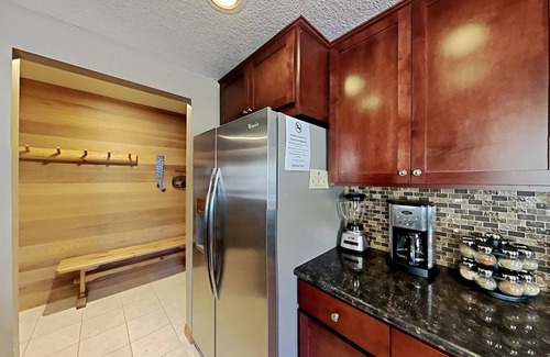 Mammoth Lakes Condo | Slopeside Deluxe 2 Bedroom Condo with Free Parking, Spa, Free Gondola (Sierra Megeve 25) by RedAwning