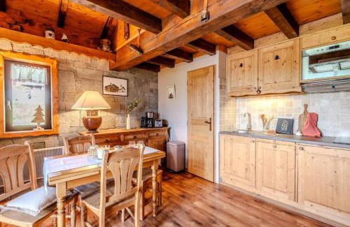 Manigod Apartment | Slow Chalet Etale Ski in-out Duplex Mountain View Balcony & Free parking
