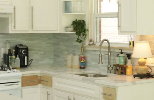 Cedar Crest House | Slow Weekend Bungalow - unwind in this Mexican minimalist inspired home
