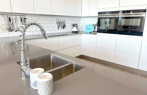 Hythe Villa | SLR-98 Beach Penthouse · Spectacular 4 BR Beachfront Penthouse