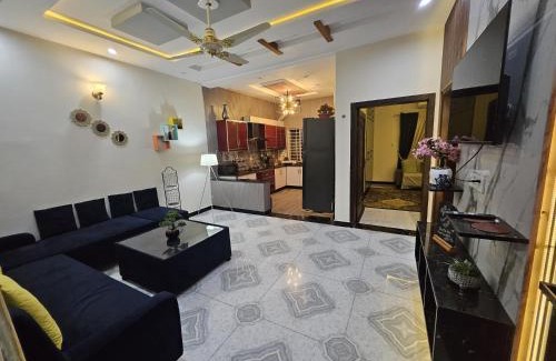 Fatehjang Bed & Breakfast | SM Dream Lodges Luxury Stay