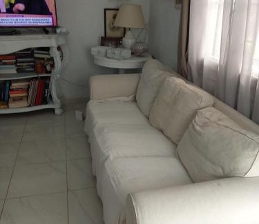 Marathon House | Smal villa loft near the beach