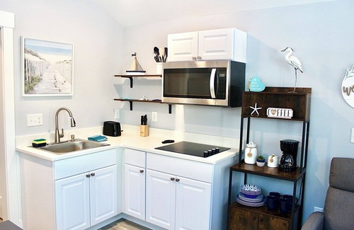 Ocean Isle Beach House | Small and beautiful house 13 minutes from the beach, with everything you need.