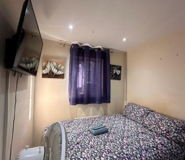 Thamesmead East House | Small Budget Roomz 2