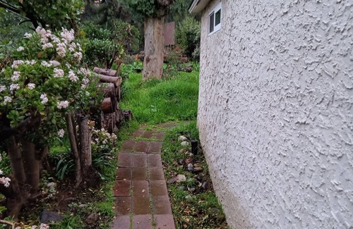 Central Escondido Apartment | Small detached studio. Quiet. Private parking. nVisitors wanting to explore SD.
