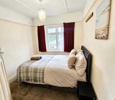 Filton House | Small Double Room near Southmead