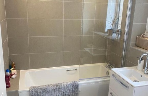 Newhaven House | Small Double room to rent
