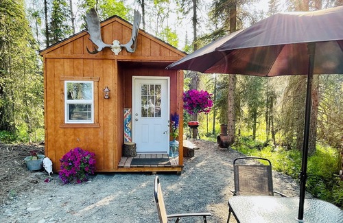 Kasilof Cabin | Small Dry Cabin Between Kenai and Kasilof Rivers.