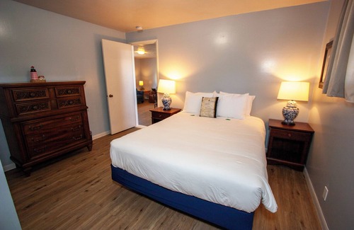 Westport Hotel | Small Family Apartment near the beach. Perfect for a family getaway!
