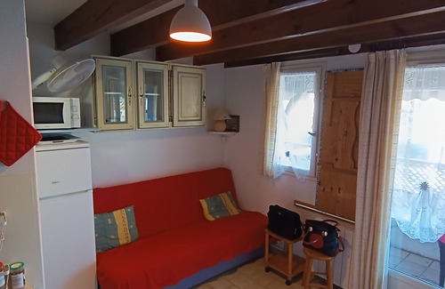 Portiragnes-Plage House | Small house 300 m from the beach with terrace and shared swimming pool, secure residence