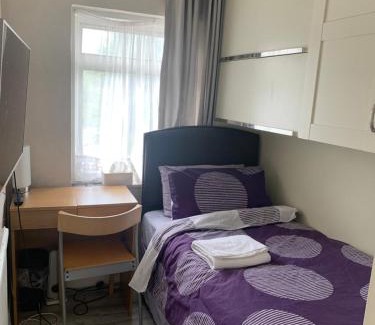 Brent House | Small single Boxroom OVO Wembley Stadium