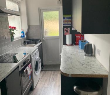 Brent House | Small single Boxroom OVO Wembley Stadium