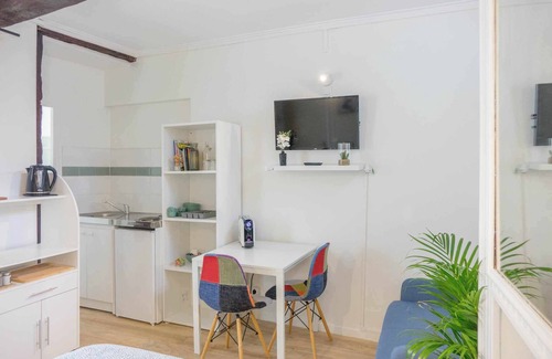 Bourgogne Apartment | Small studio downtown