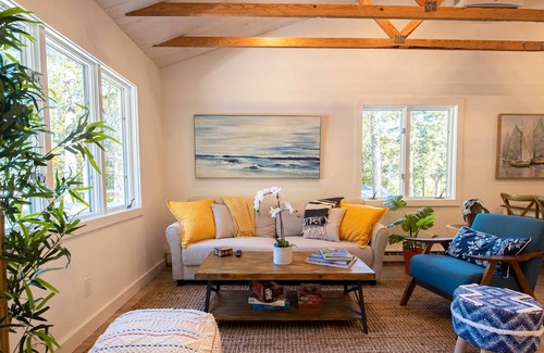 Smallwood House | Smallwood Oasis w/ 2 Bikes & Private Hot Tub!