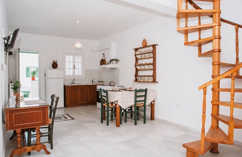Engarai House | Smaragdi 1 - Traditional house with panoramic view -
