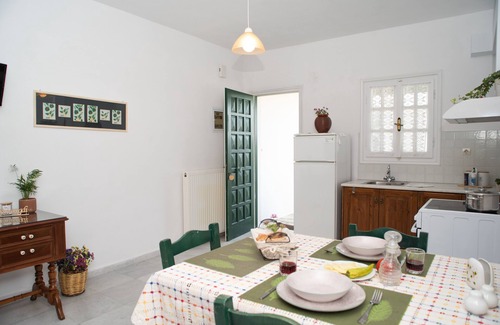 Engarai House | Smaragdi 1 - Traditional house with panoramic view -