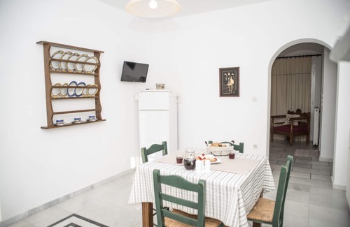 Engarai House | Smaragdi 3 - Traditional house with panoramic view -