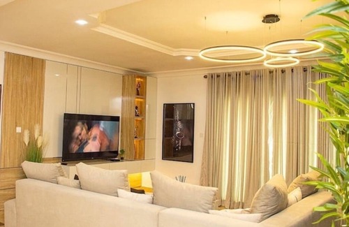 Yaba Apartment | Smart 3-Bedroom Apartments – A Home Away From Home