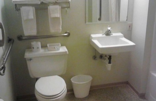 Plankinton Hotel | Smart Choice Inn