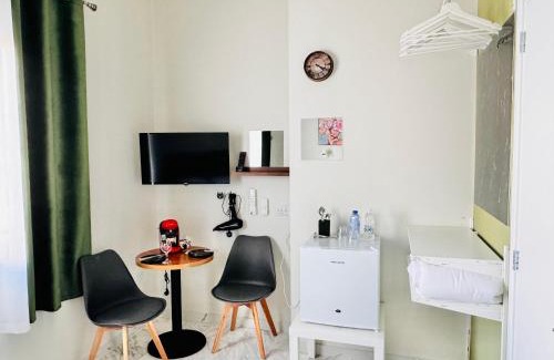 Historical Center Apartment | Smart Comfort RoomN2 with Private Bathroom in best Location Beach 250m