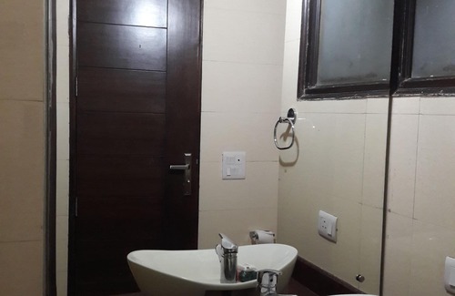 DLF City House | Smart Inn-1