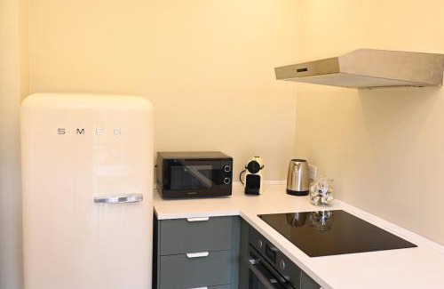Giambellino Apartment | Smart Living Coronelli, Milano due passi da M4