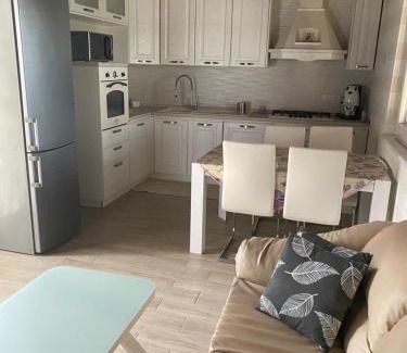 Naples Apartment | Smart's Home Luxury Airport