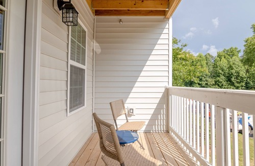 Arcadia Apartment | ✬Smart TV✬W/D✬FREE Parking✬20min→Airport✬Fast Wifi