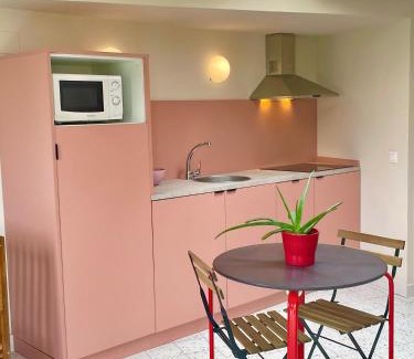 Gothic Quarter Apartment | Smartr Barcelona Ramblas