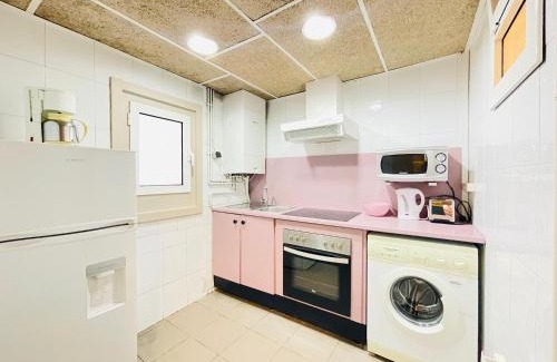 Gothic Quarter Apartment | Smartr Barcelona Ramblas