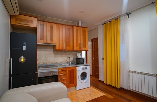 Embajadores Apartment | Smartr Madrid La Latina