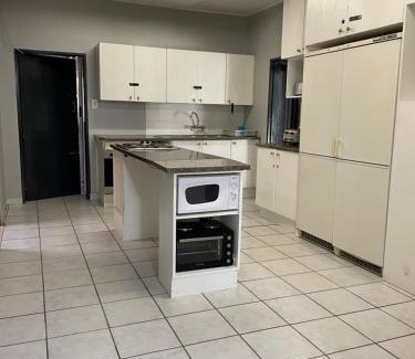 Hatfield Apartment | Smartshelter Richard