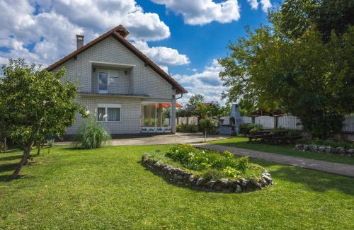 Central Serbia Villa | Smeštaj Vila Čair