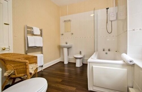 Saltash Bed & Breakfast | Smeaton Farm