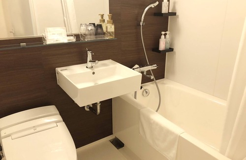 Minamisenba Hotel | Smile Hotel Premium Osaka Hommachi