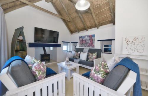 Struisbaai House | Smiley's