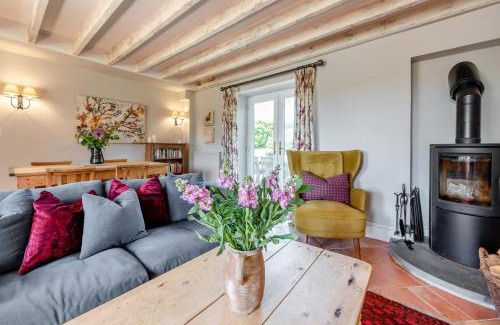 St Brides House | Smithies Cottage