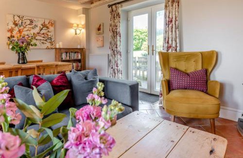 St Brides House | Smithies Cottage