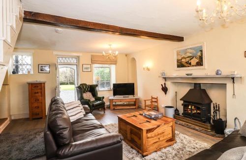 Bowland Bridge House | Smithy Cottage at Bowland Bridge