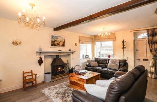 Bowland Bridge House | Smithy Cottage at Bowland Bridge