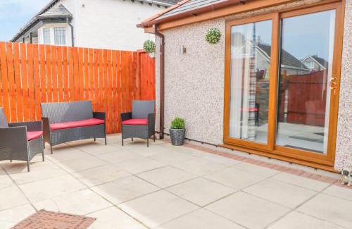 Cemaes Bay House | Smithy Cottage